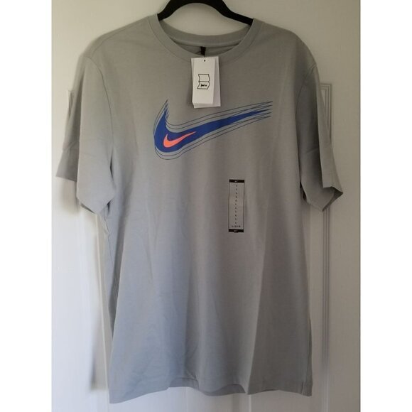 𝅺NIKE Swoosh 12‎ Month Logo T Shirt  Size: Large  Color: Platinum/Blue/Red - Picture 10 of 12
